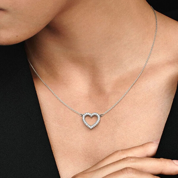 Strieborný náhrdelník Milujúci srdce 590534CZ-45
