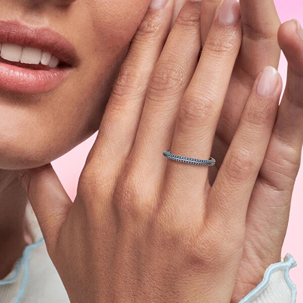 Třpytivý stříbrný prsten s kubickými zirkony Me 199679C03