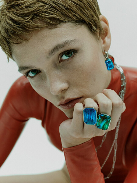 Luxusný oceľový prsteň s ručne mačkaným kameňom českého krištáľu Preciosa Ocean Emerald 7446 66