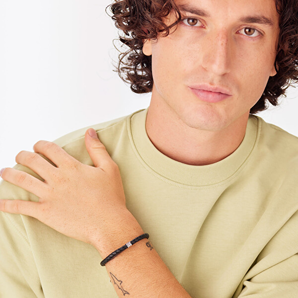 Černý kožený náramek Nomad SNO12