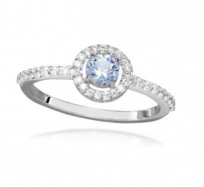 Elegante anello in argento con zirconi cubici SC491