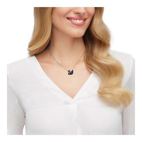 Luxusné náhrdelník s čiernou labuťou Iconic Swan 5347329