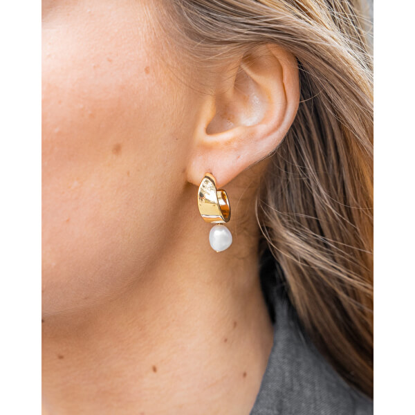 Bájos aranyozott fülbevalók valódi gyöngyökkel Agnethe SKJ1394710