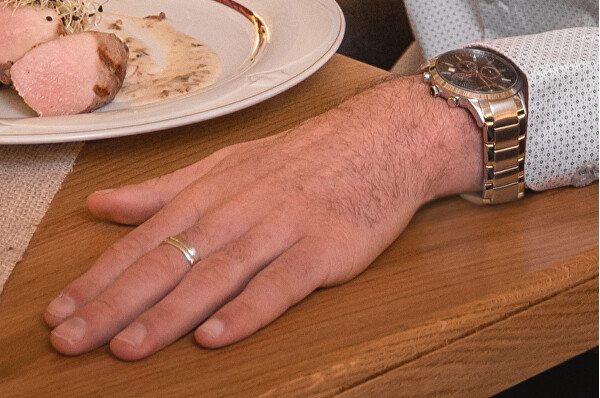 Snubní stříbrný prsten Glamis pro muže i ženy QRD8453M