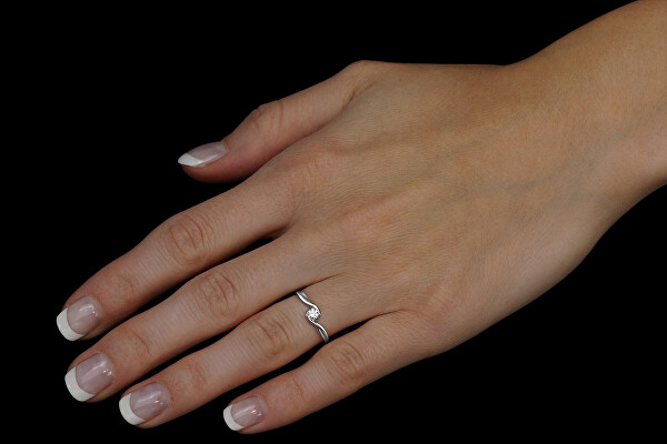 Stříbrný prsten se Swarovski® Zirconia SILVEGOB25021