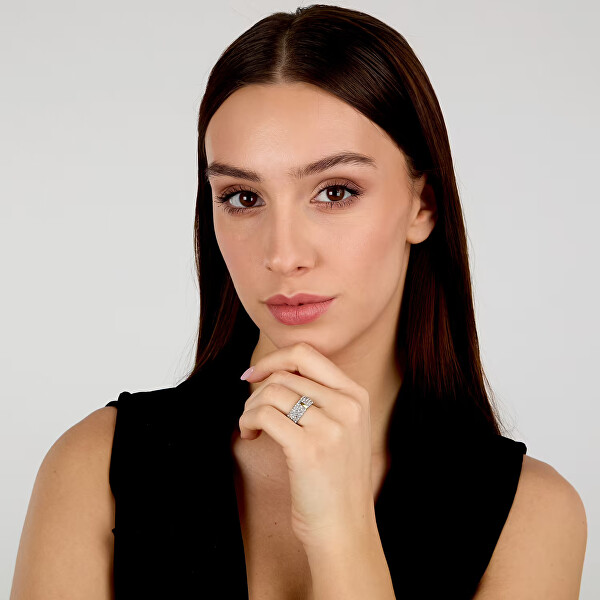 Oslnivý bicolor prsten s krystaly T-Round TJAYF1701