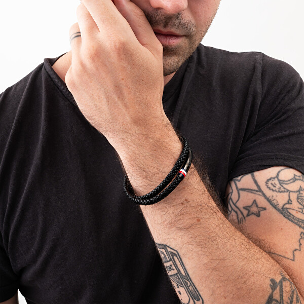 Tmavě modrý kožený náramek s ocelovým zapínáním 2790549