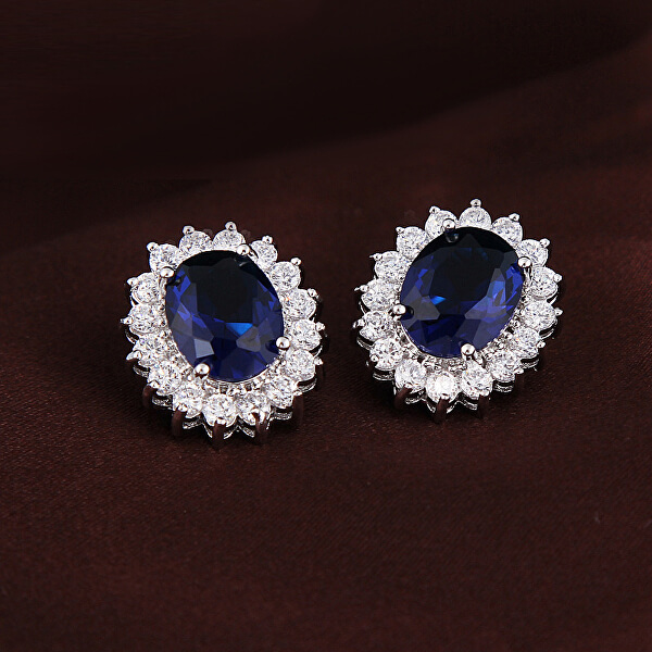 Glitzernde Ohrringe mit blauen Kristallen