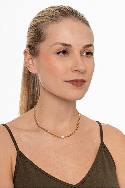 Elegantný pozlátený náhrdelník so sladkovodnou perlou VAAXP539