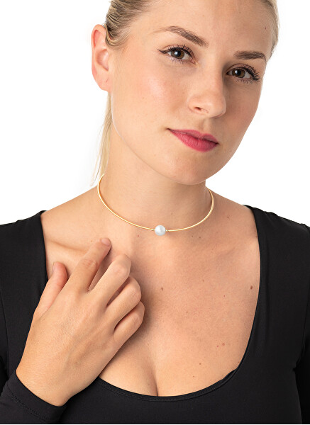 Půvabný otevřený náhrdelník s přírodními perlami