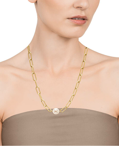 Nadčasový pozlátený náhrdelník s perlou Chic 1317C01012