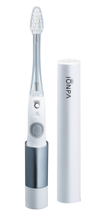 Zobrazit detail výrobku IonicKiss Sonický ionizační cestovní zubní kartáček bílý IONPA TRAVEL