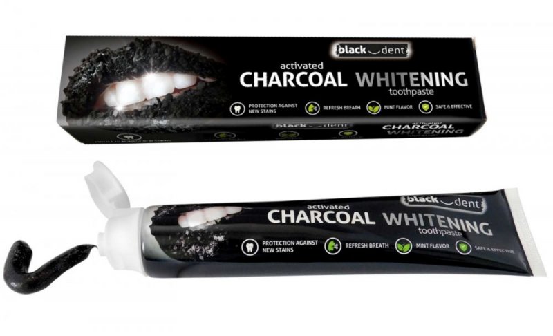 Zobrazit detail výrobku Black Dent Zubní pasta s černým uhlím 75 ml + 2 měsíce na vrácení zboží